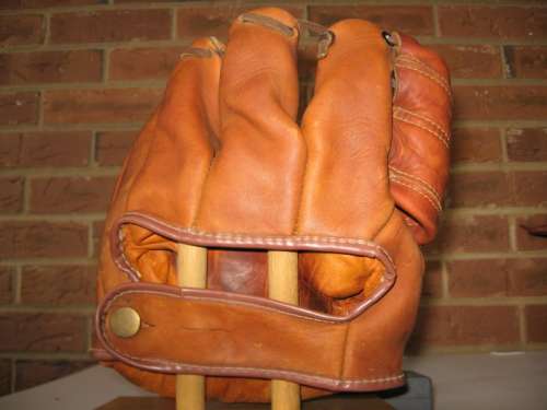 Sid Gordon Dubow 1622G Back